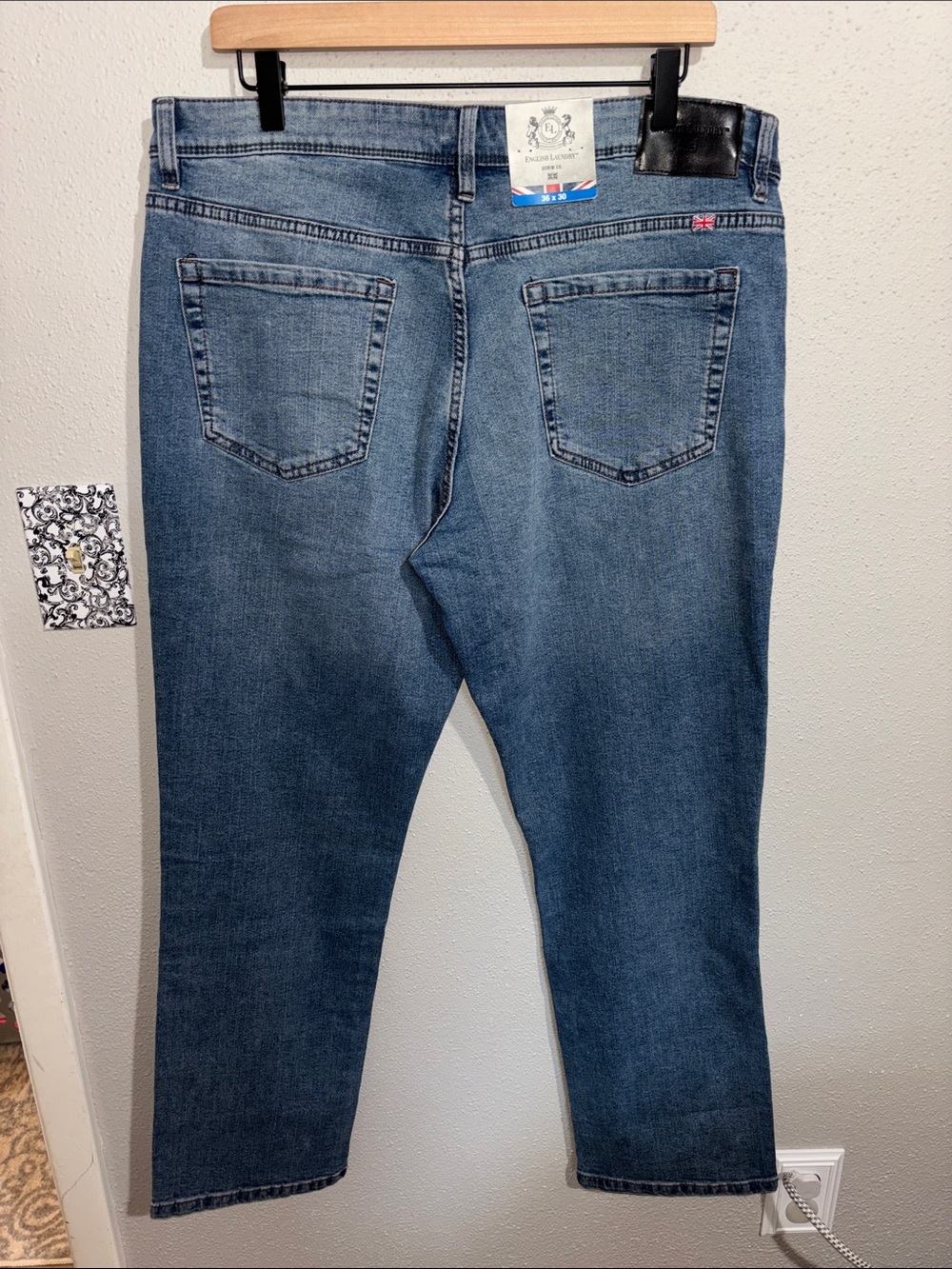 English Laundry Men's Medium Blue Relaxed Straight Jeans (36x30)
